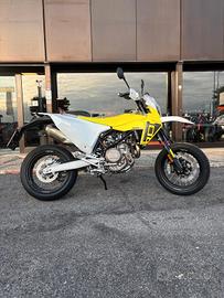 Husqvarna 701 Supermoto MY 2026