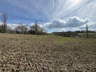 Terreno di 220 m² a Montone - Vista 4