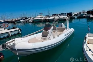 gommone mik boats 700 con suzuki 200 cv