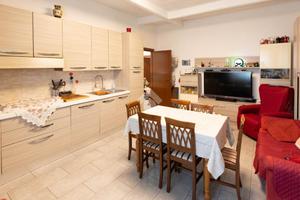 4 LOCALI A LUSERNA SAN GIOVANNI