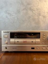 Technics SV-DA10 DAT Digital Audio Tape Deck