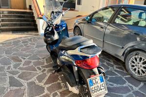 Piaggio Beverly 250