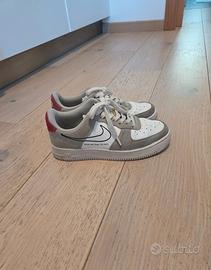 Nike Air Force 1 '07 LV8 Edizione Limitata