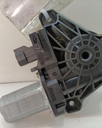 MOTORINO ALZAVETRO POSTERIORE SINISTRO FIAT 500 X