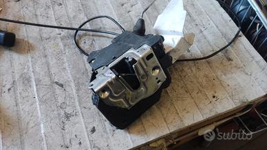 Serratura sx mercedes SLK 200 AMG KOMPRESS anno 06