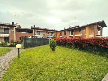 BILOCALE CON STUDIO, GIARDINO E GARAGE: pratici...