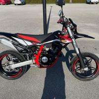 Beta Motard 125