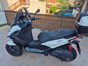 Scooter Piaggio MP3