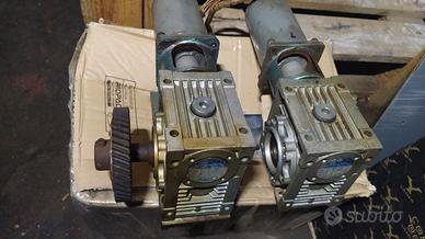 Riduttori "a vite" rapporto 1:30