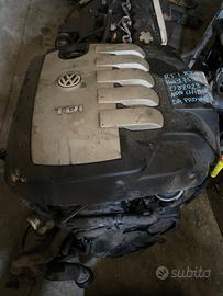 Motore Vw Tuareg 2.5 tdi BAC 180000km