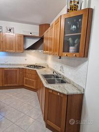 Cucina angolare classica 300+325 cm