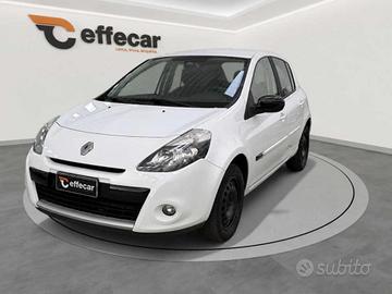 RENAULT Clio 1.2 5 P. Authentique Benz/Gpl