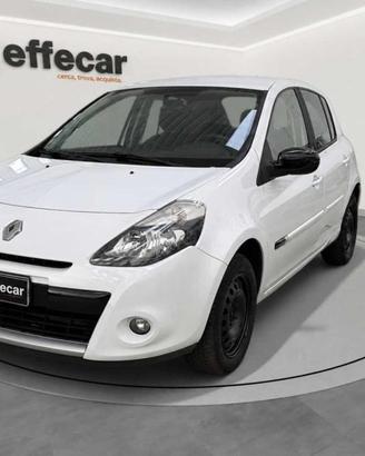 RENAULT Clio 1.2 5 P. Authentique Benz/Gpl