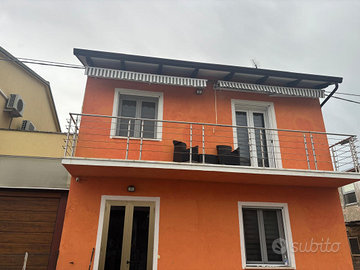 Casa indipendente 150 m²