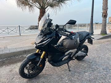 Honda X-ADV 750 2025 km 8500