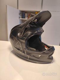 Casco MTB TroyLee