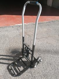 Carrello Portapacchi a tre ruote piroettanti 