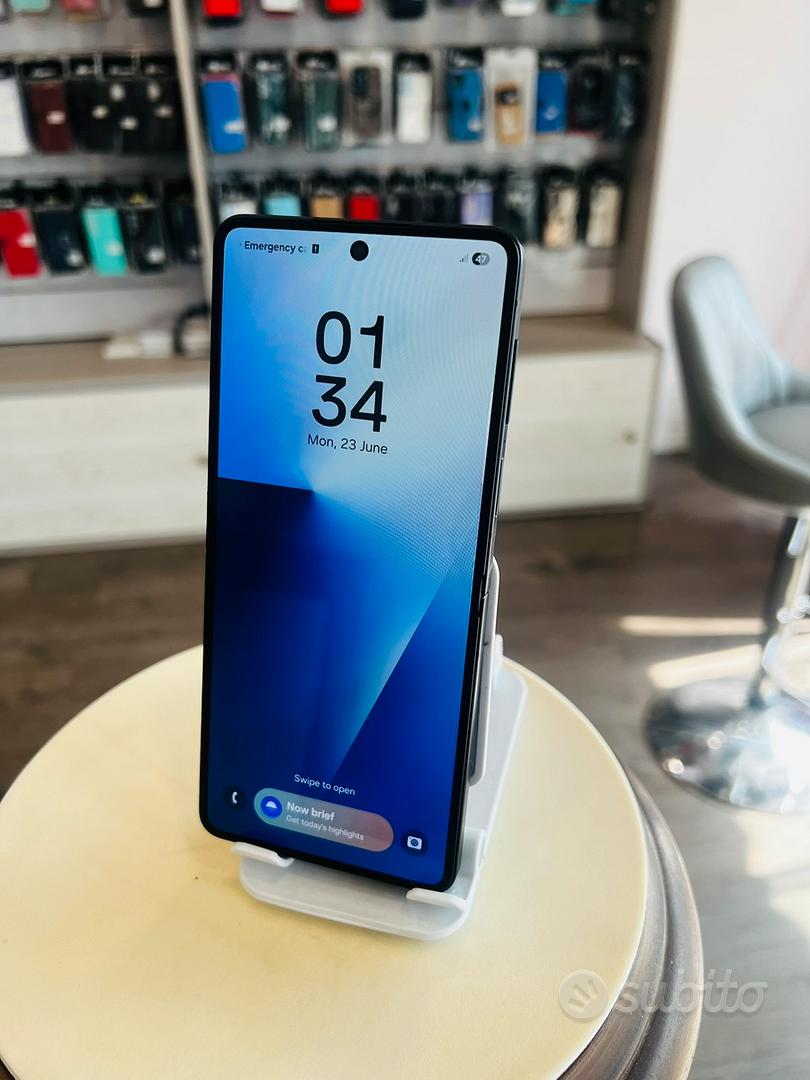 Samsung Galaxy Z Flip 7 usato con garanzia - HS Electronics Brescia