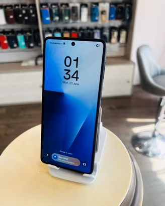 Samsung Z Flip 7 Con Garaniza 12 Mesi