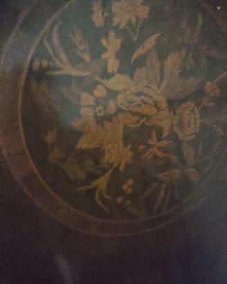 Tavolo intarsiato antico