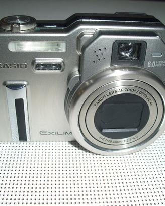 Macchina fotografica Casio