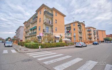 BILOCALE CON BOX IN SANTA RITA !!!