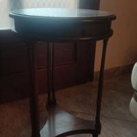 Tavolino tondo in legno