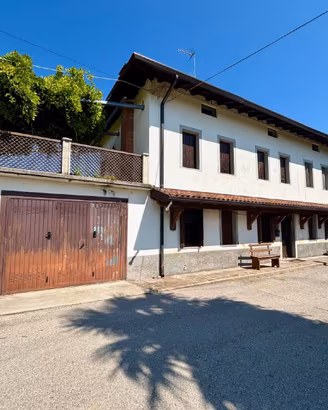 VILLA DI TESTA CON GIARDINO PRIVATO - Spazi, lu...