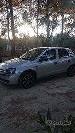 BELLA OPEL CORSA