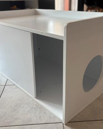 Mobile/lettiera gatto bianco