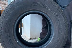 Yokohama Geolandar A/T 265/70 R15