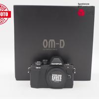 Olympus OM-D E-M10 II