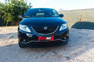 Lancia Ypsilon 1.2 69 CV 5 porte GPL Ecochic Plati