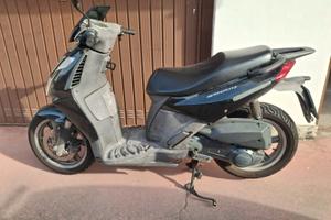 Scooter sportcity 125 Aprilia