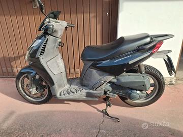 Scooter sportcity 125 Aprilia