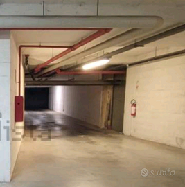 Posto auto coperto parco Leonardo