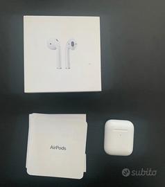 AirPods Apple