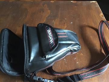 Piccola borsa per reflex con zoom