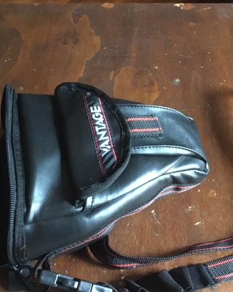 Piccola borsa per reflex con zoom