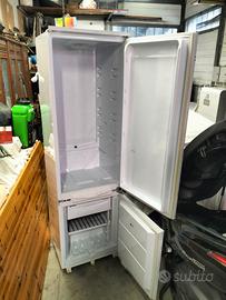FRIGO INCASSO SMEG