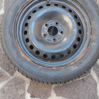 Cerchio Ford Focus seconda serie con gomma