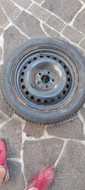 Cerchio Ford Focus seconda serie con gomma