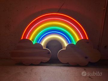Insegna arcobaleno a LED