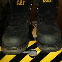 stivaletti Caterpillar nuovi 