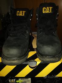 stivaletti Caterpillar nuovi 