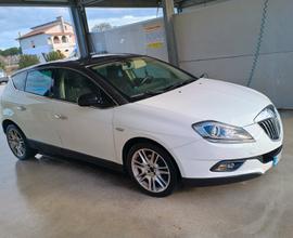 LANCIADelta1.6 diesel 159000km carplayer bluetooth
