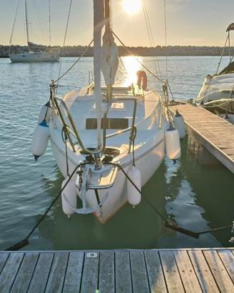 Barca a vela carrellabile Neptun 22