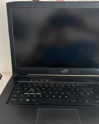 Pc portatile 17,3 pollici asus rog