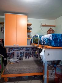 Letto a ponte con armadio, doppio letto con vano
