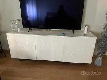 Madia Riflessi Segno Bianca – Design Moderno